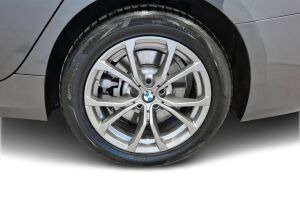 BMW 3-sarja esikatselu 12