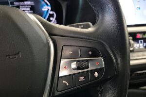 BMW 3-sarja esikatselu 17