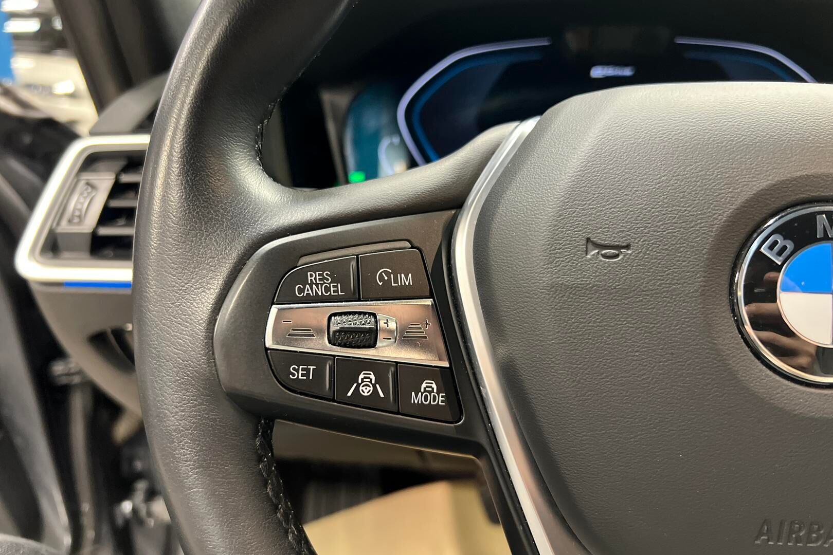 BMW 3-sarja iso kuva 18