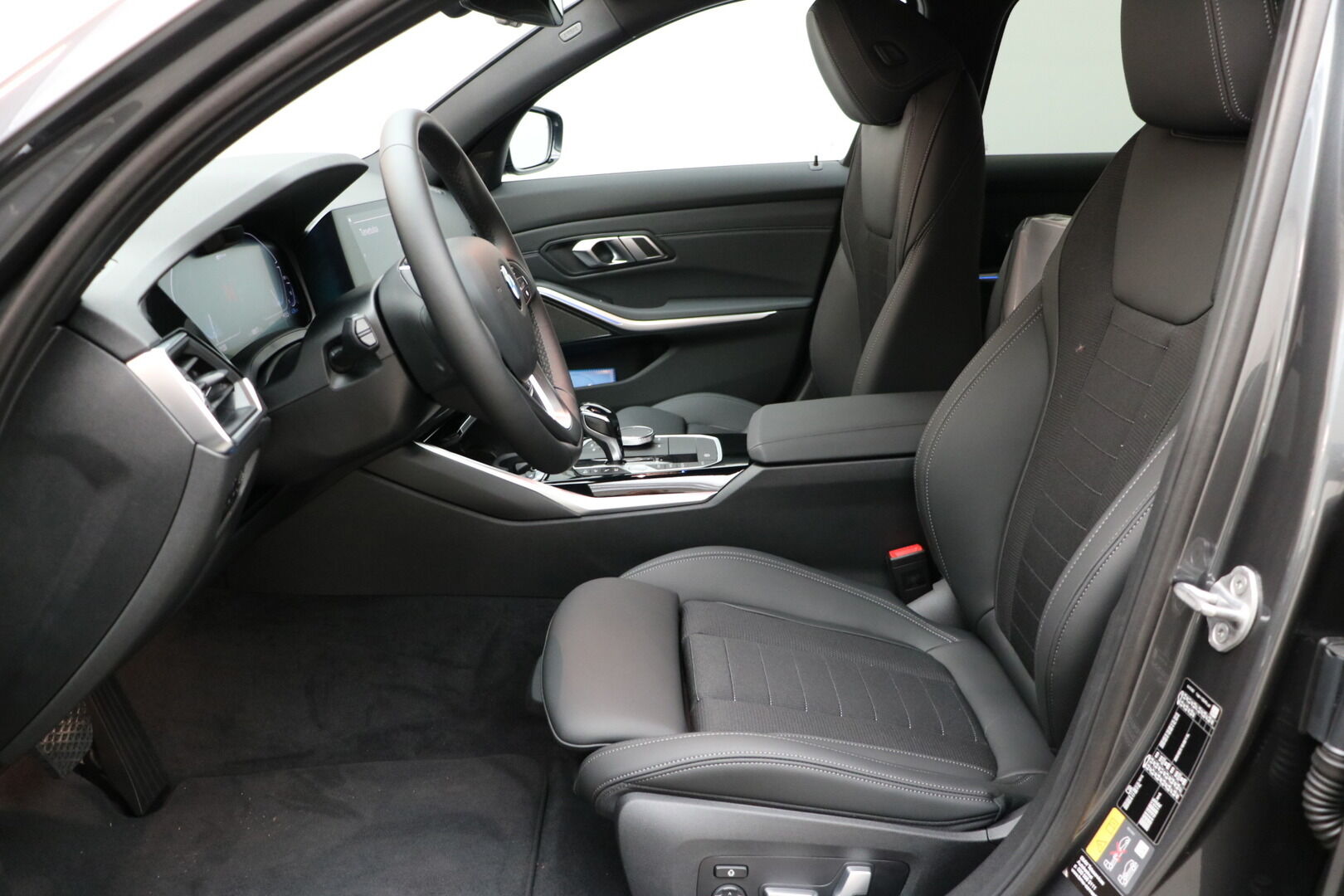 BMW 3-sarja iso kuva 7