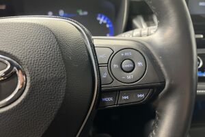 Toyota Corolla esikatselu 16