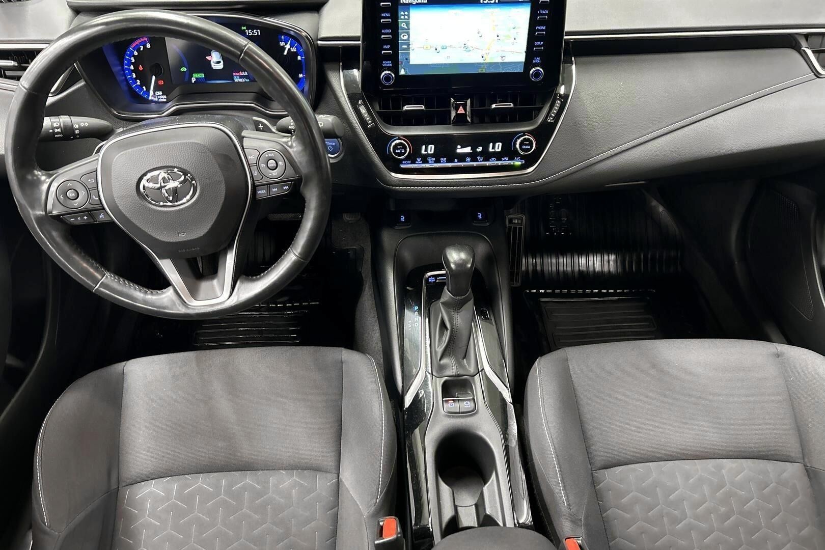 Toyota Corolla iso kuva 10