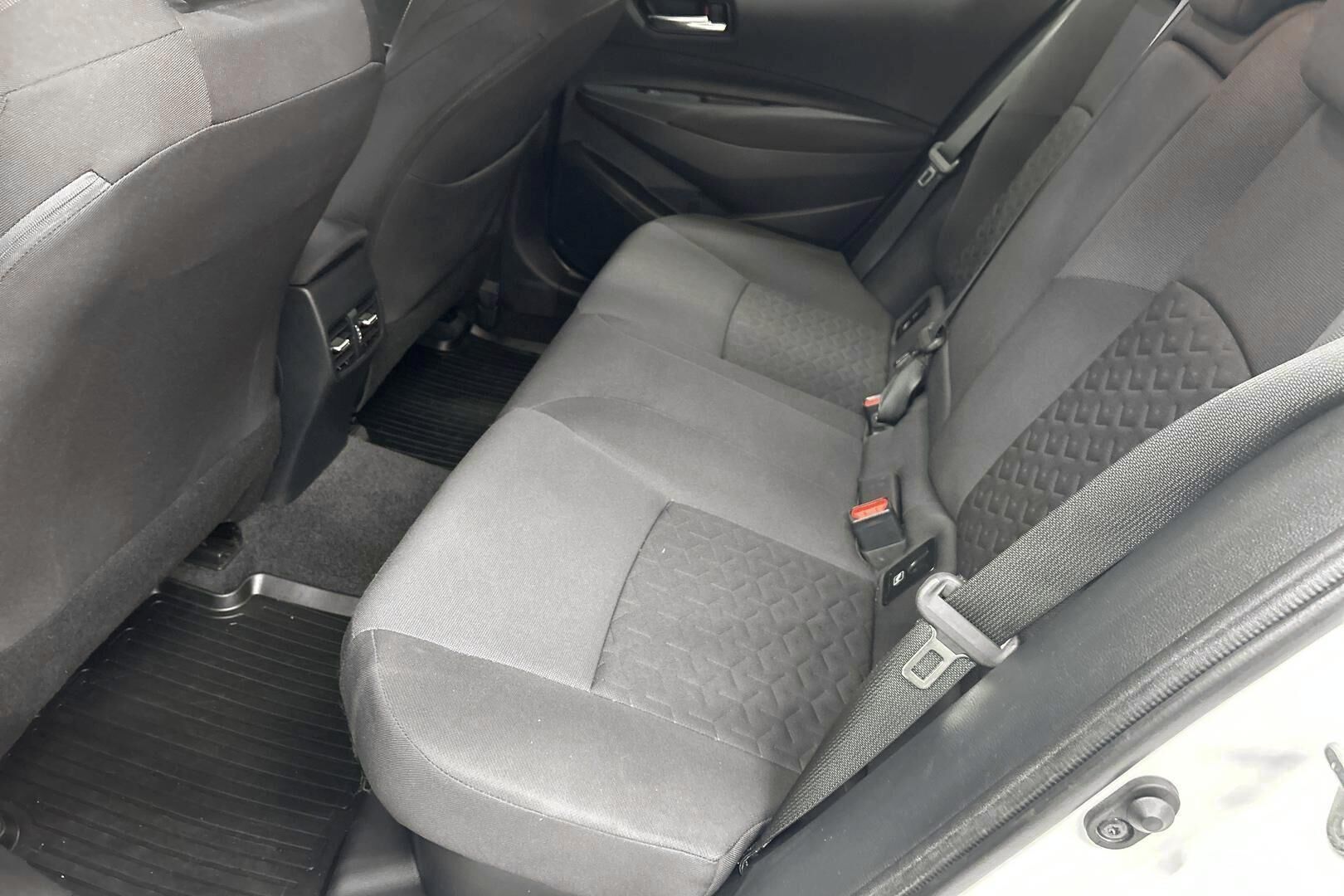 Toyota Corolla iso kuva 9