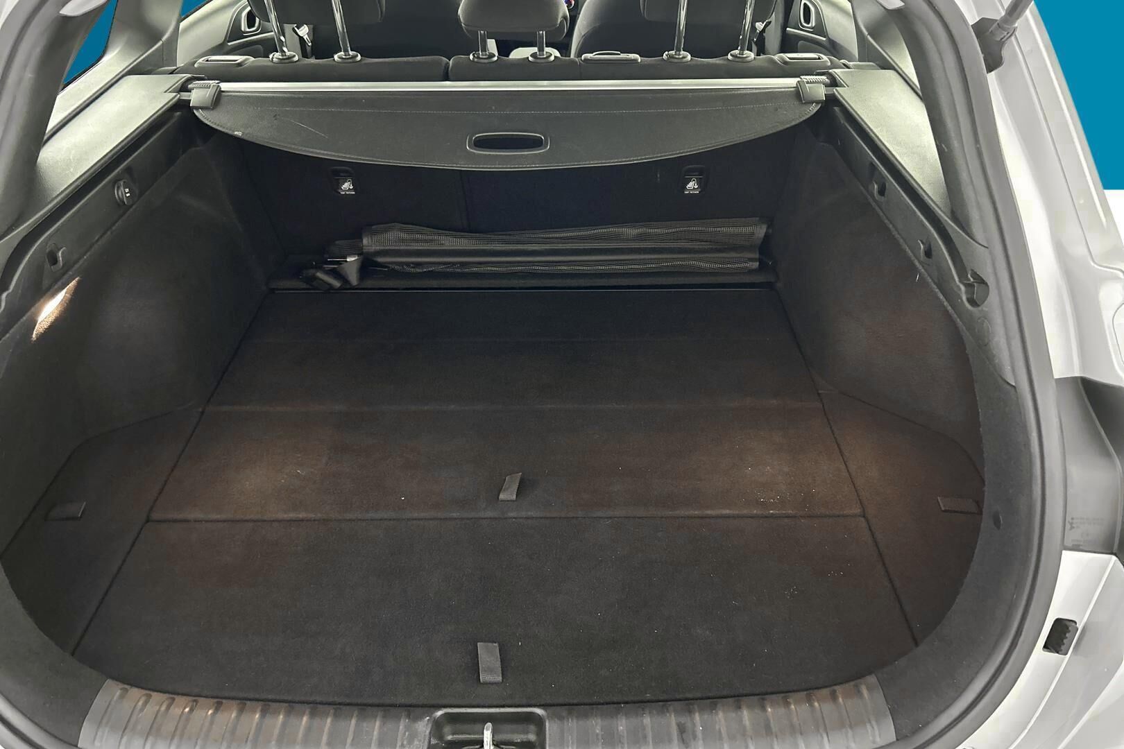 Kia Ceed iso kuva 12