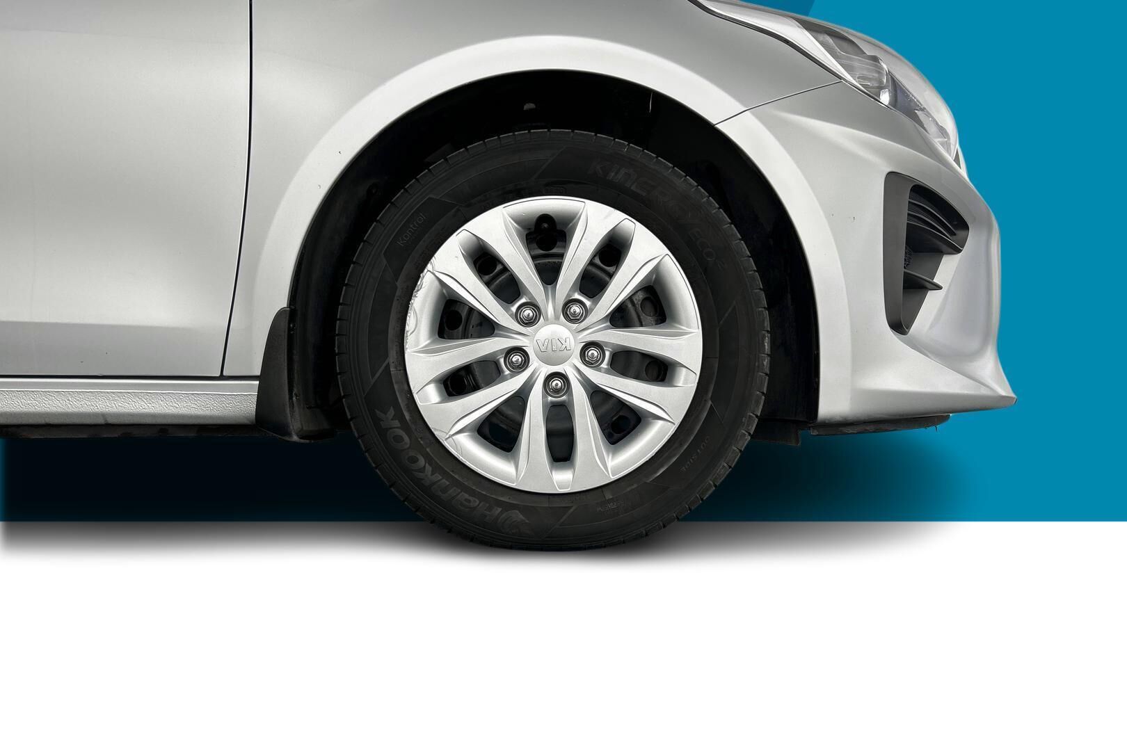 Kia Ceed iso kuva 15