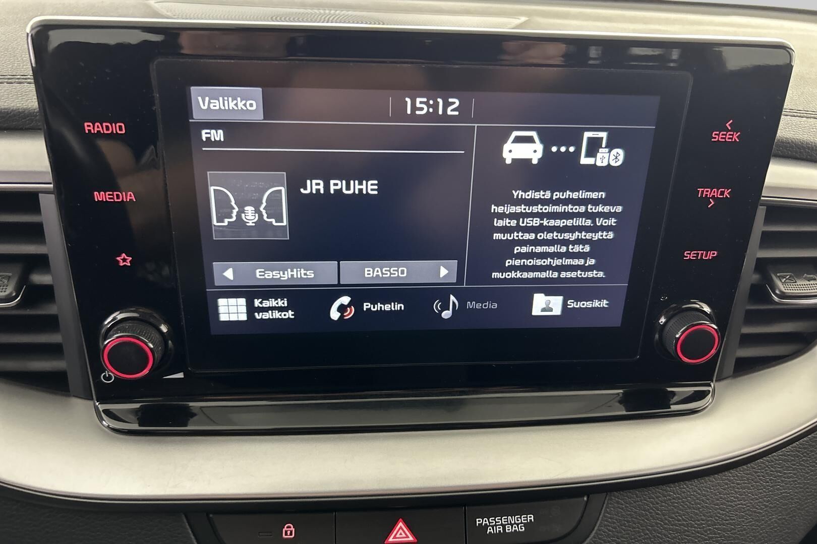 Kia Ceed iso kuva 19