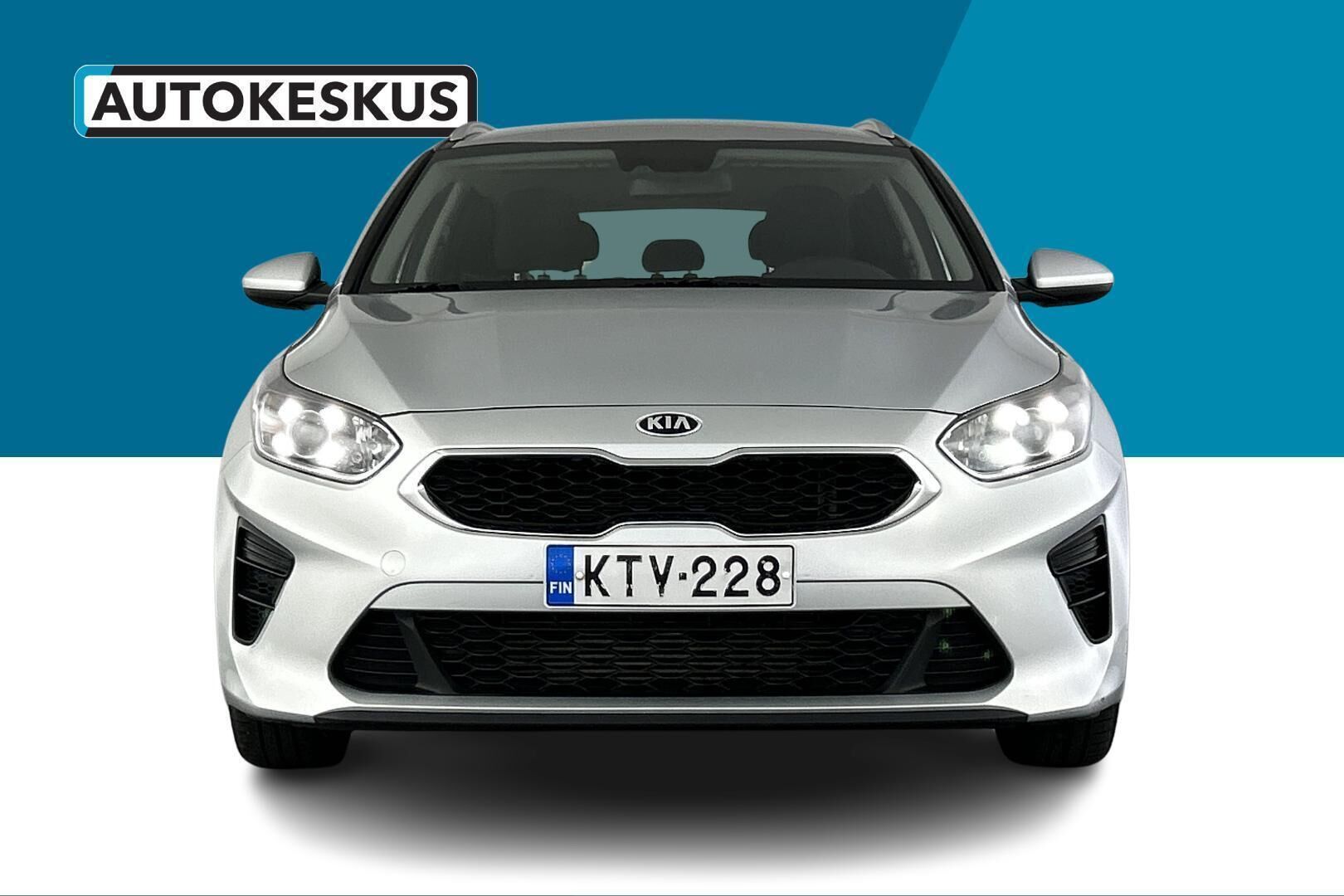 Kia Ceed iso kuva 2