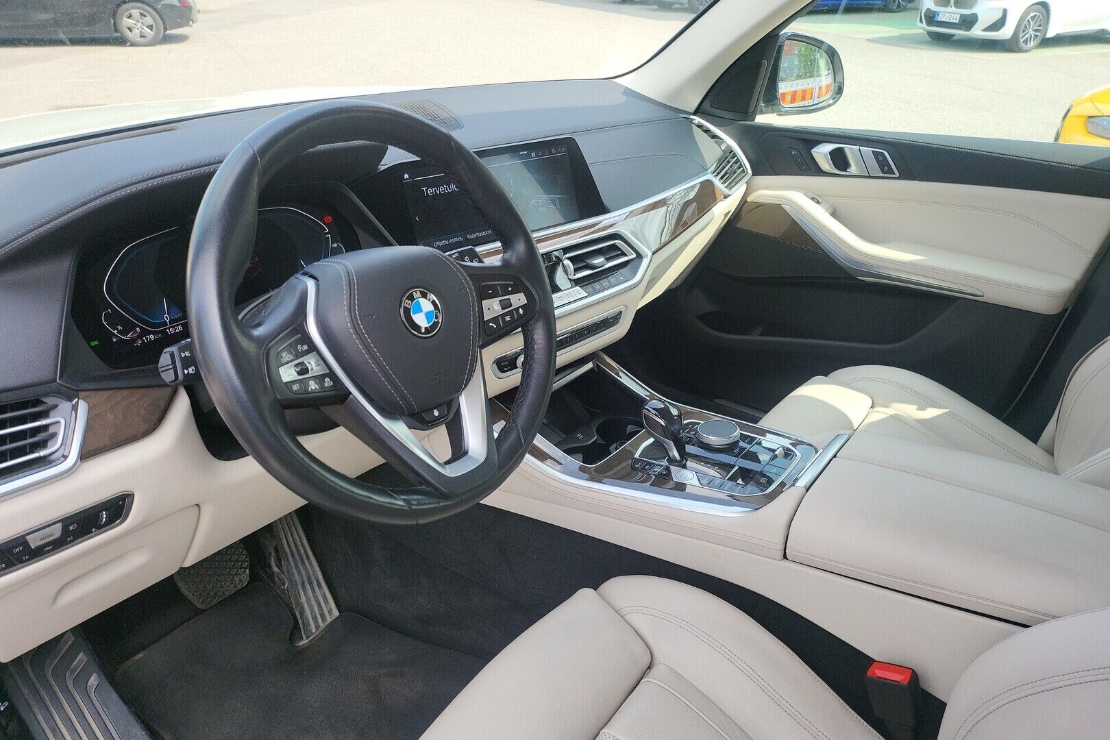 BMW X5 iso kuva 1