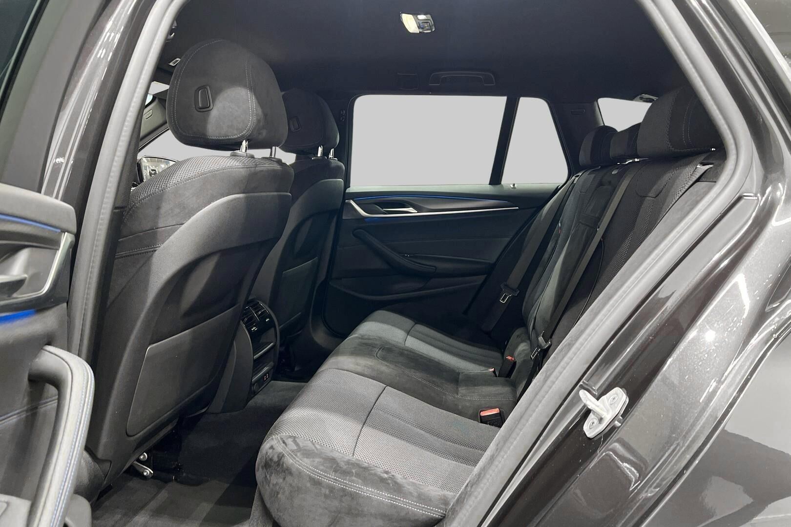 BMW 5-SARJA iso kuva 7