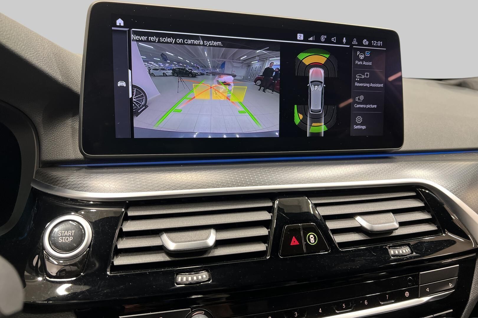 BMW 5-SARJA iso kuva 9