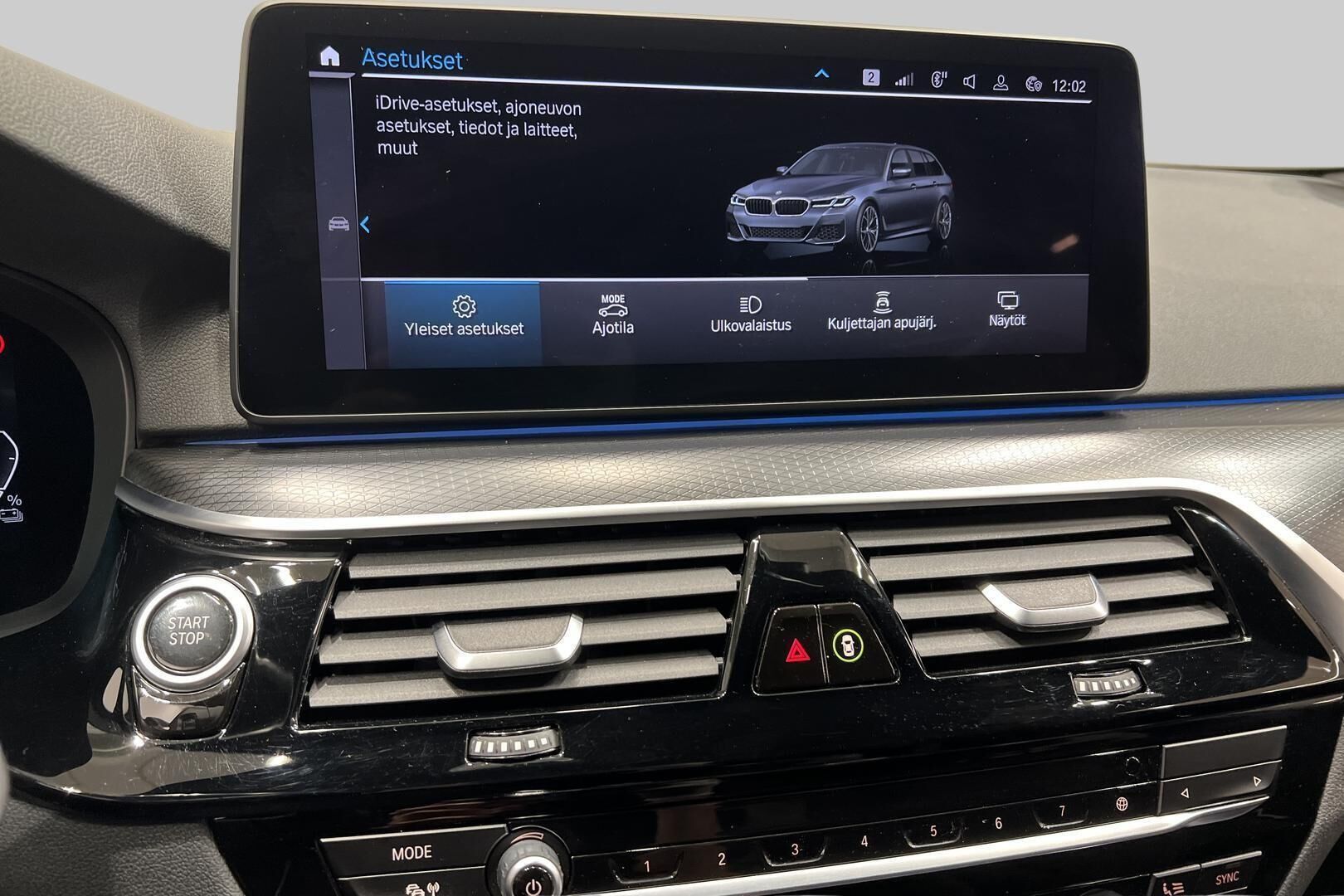 BMW 5-SARJA iso kuva 18