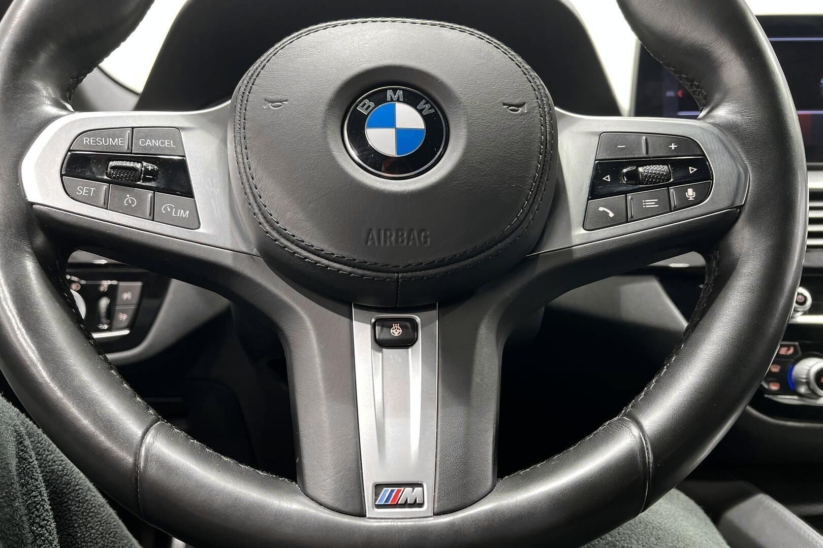 BMW 5-SARJA iso kuva 27