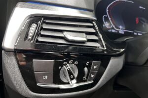 BMW 5-SARJA esikatselu 19