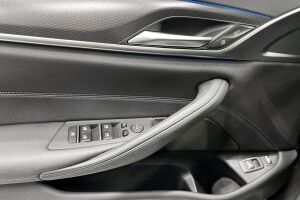 BMW 5-SARJA esikatselu 29