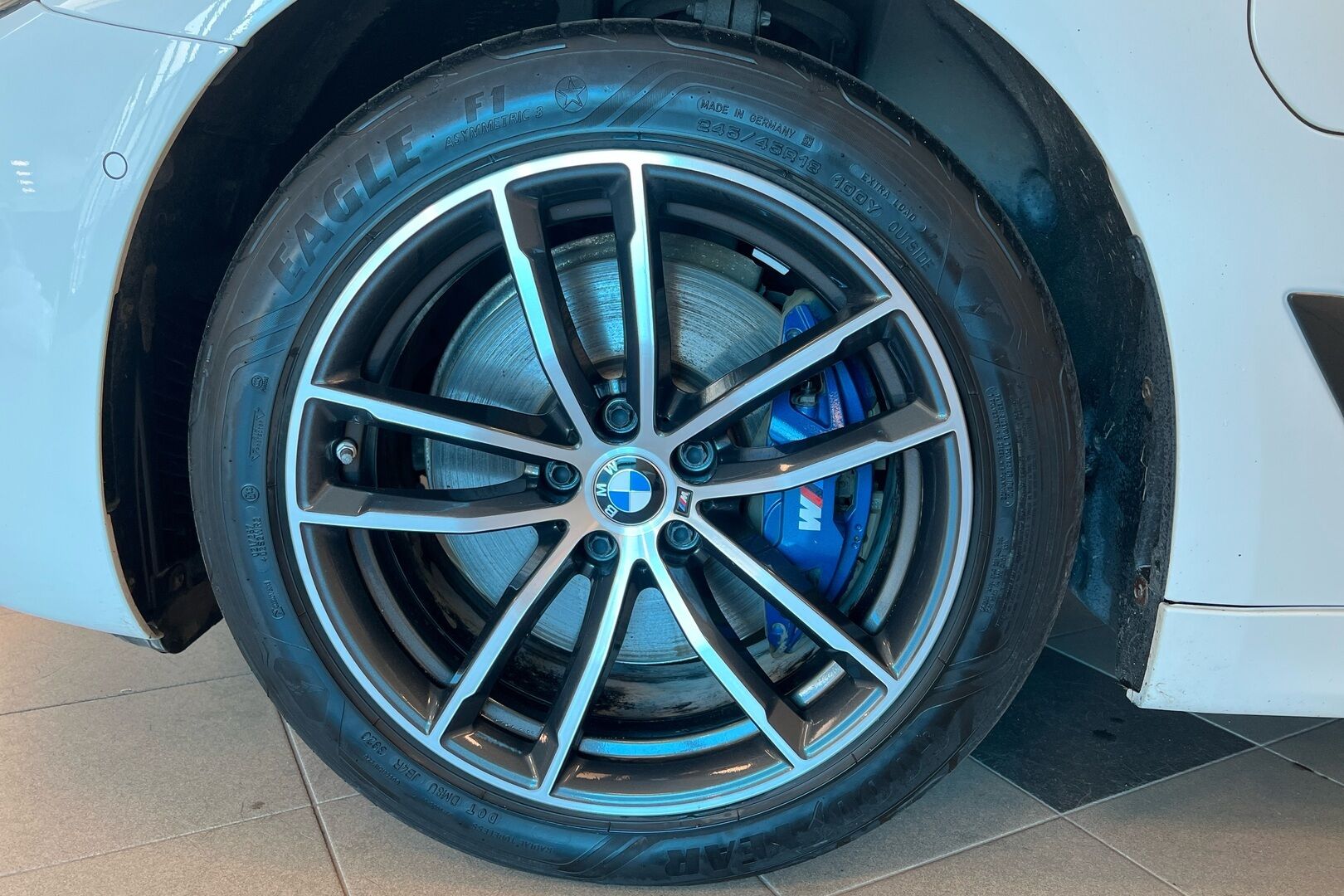 BMW 5-sarja iso kuva 10