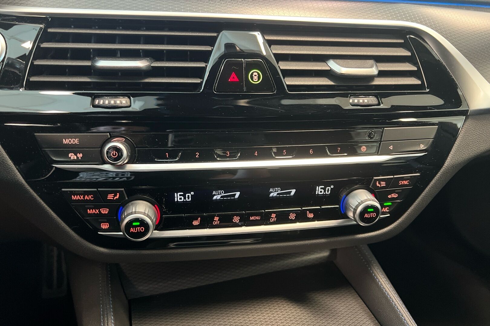 BMW 5-sarja iso kuva 13