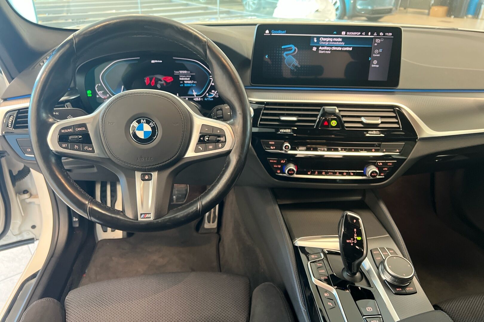 BMW 5-sarja iso kuva 21