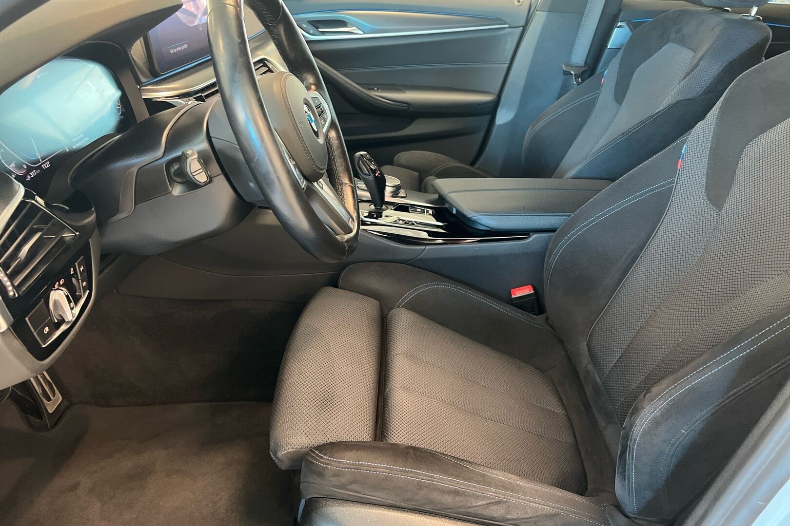 BMW 5-sarja iso kuva 7