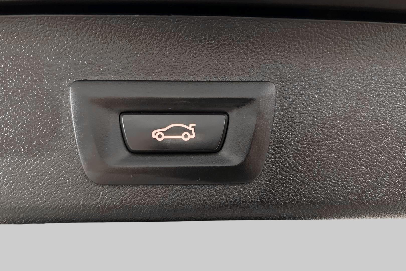 BMW 5-sarja iso kuva 24