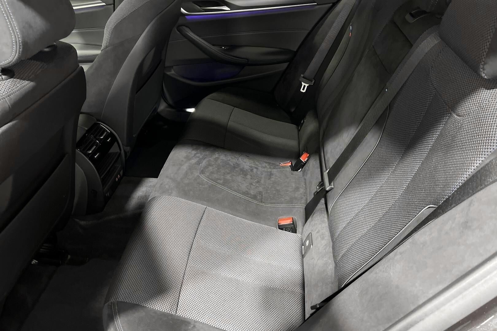 BMW 5-sarja iso kuva 6