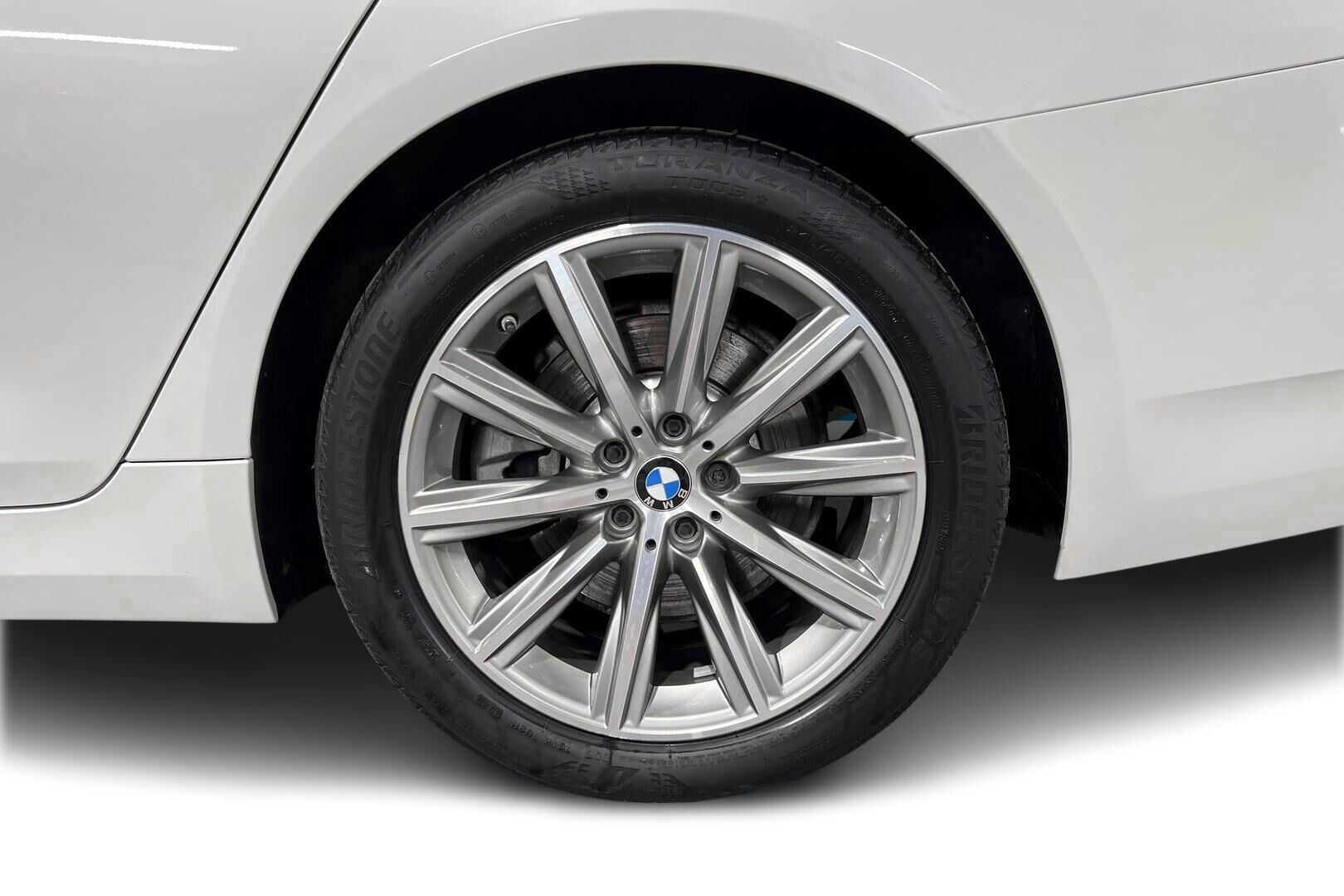 BMW 5-sarja iso kuva 9