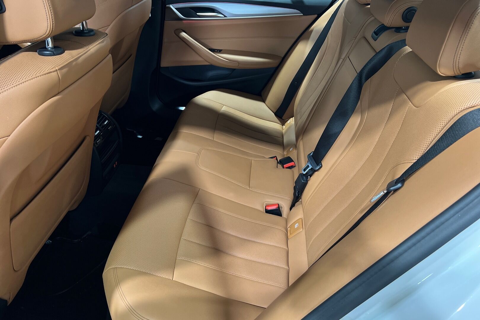 BMW 5-sarja iso kuva 7