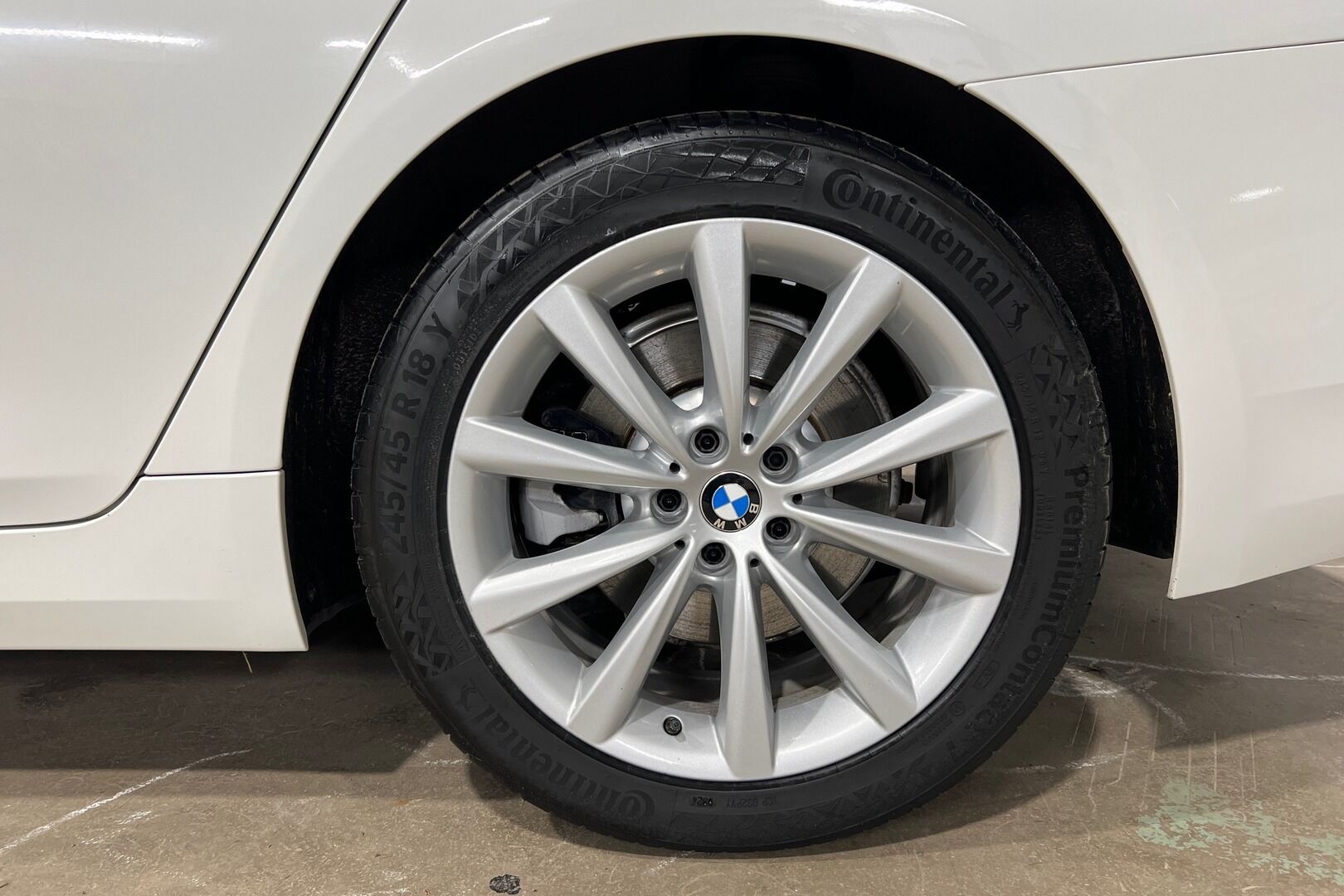 BMW 5-sarja iso kuva 8