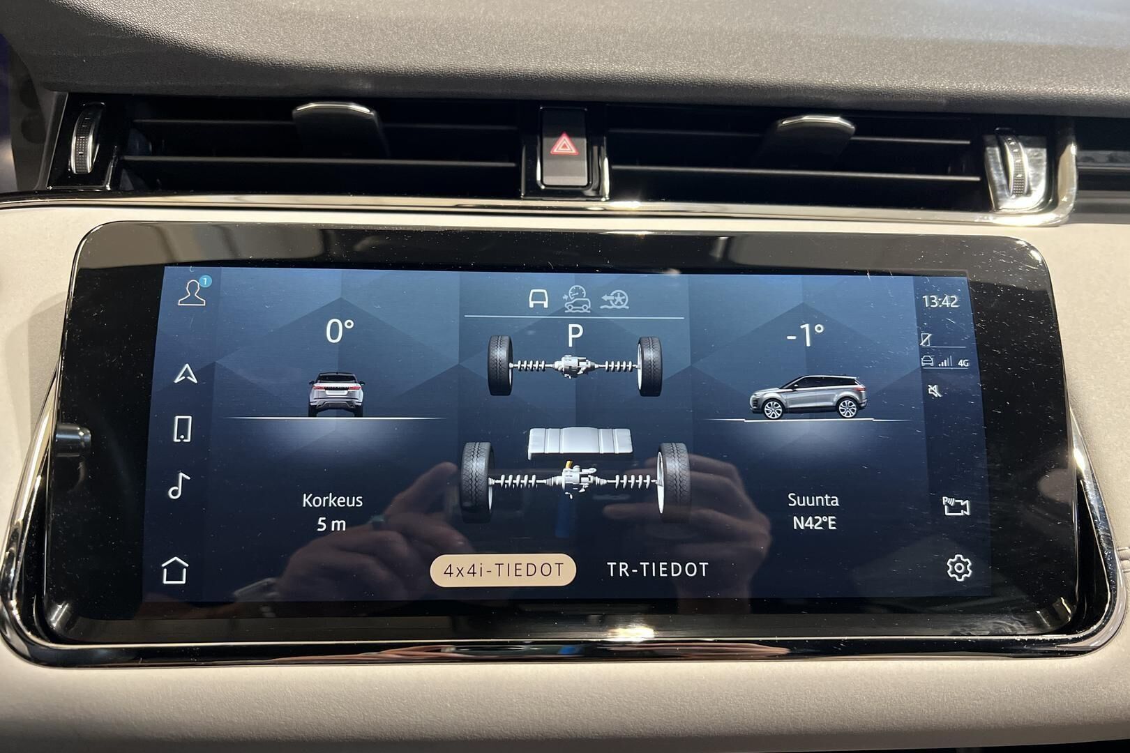 Land Rover Range Rover Evoque iso kuva 17