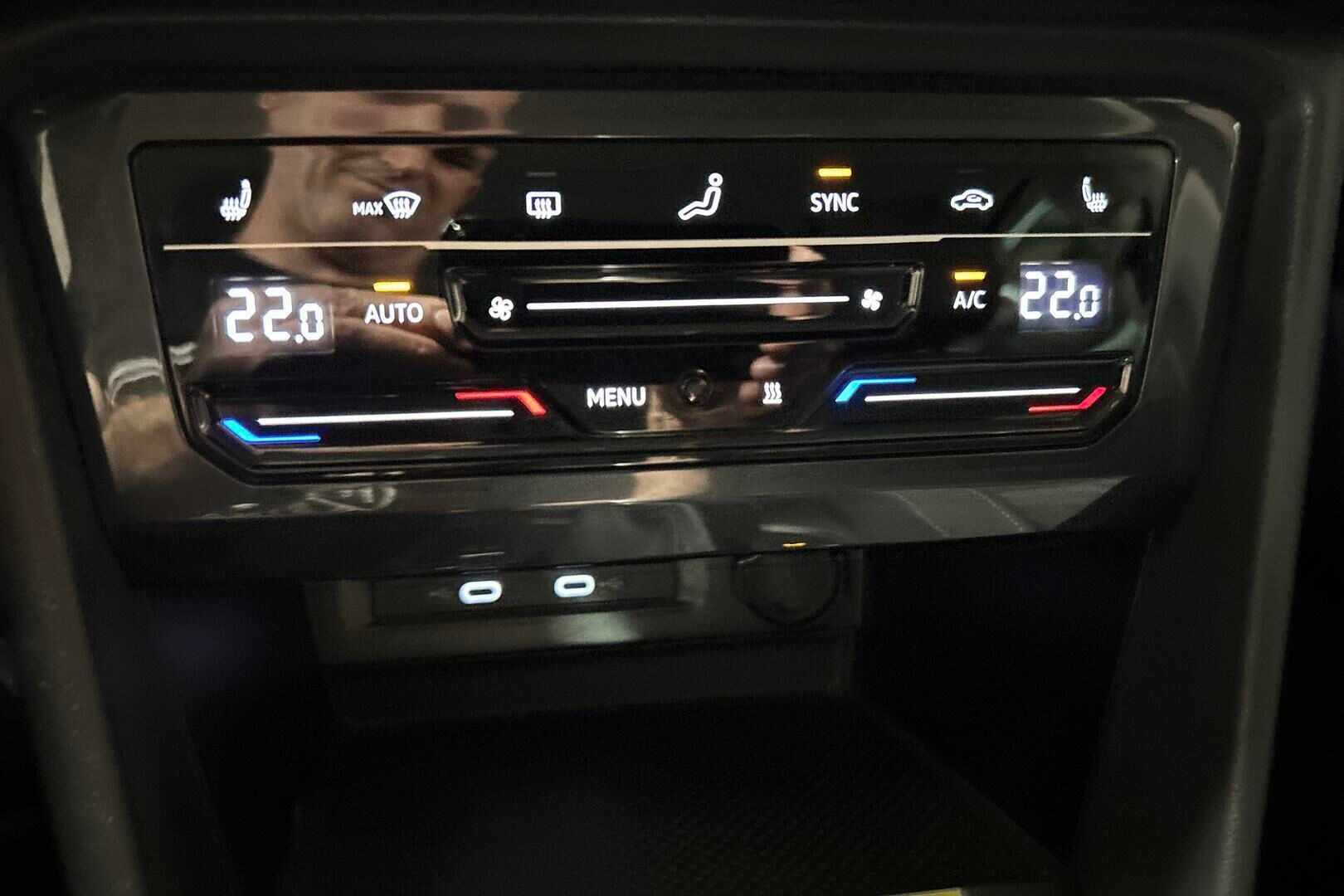 Volkswagen Tiguan iso kuva 10