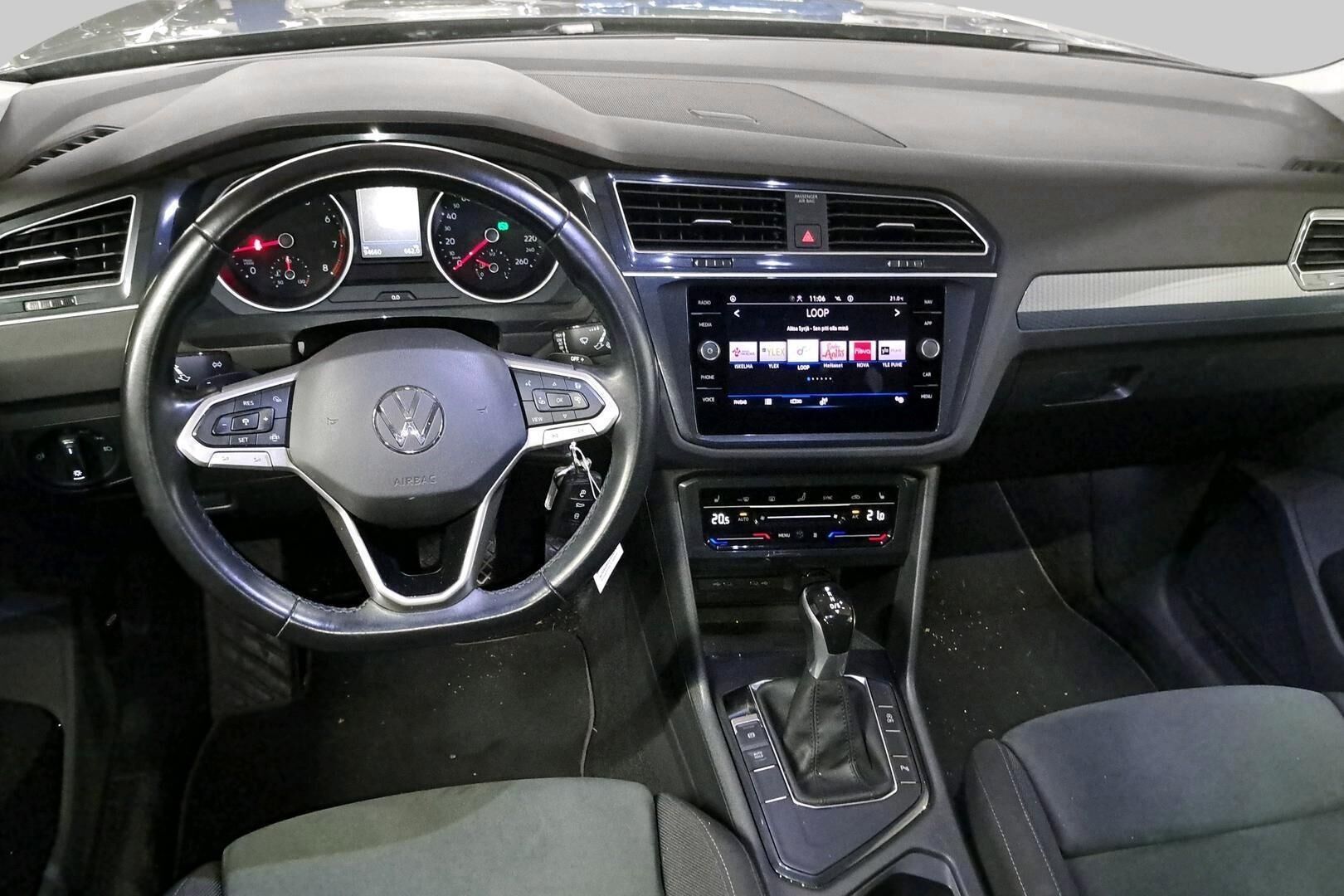 Volkswagen Tiguan iso kuva 2