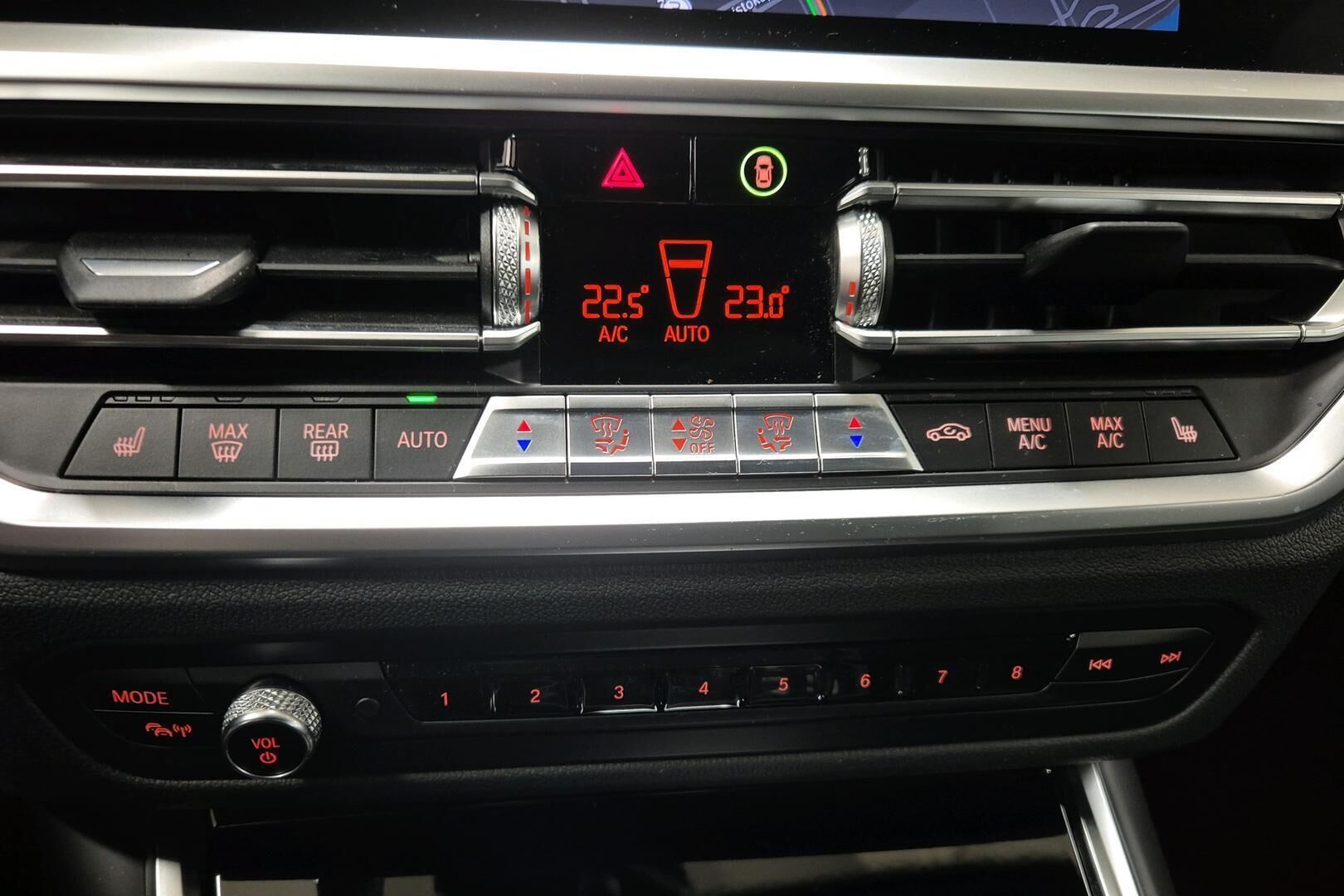 BMW 3-sarja iso kuva 15