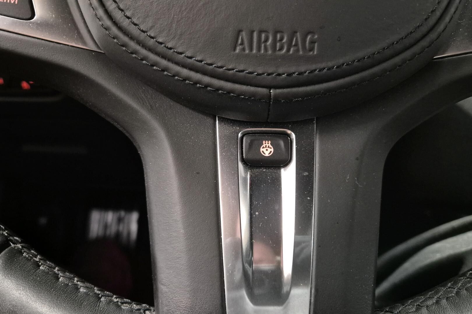 BMW 3-sarja iso kuva 19