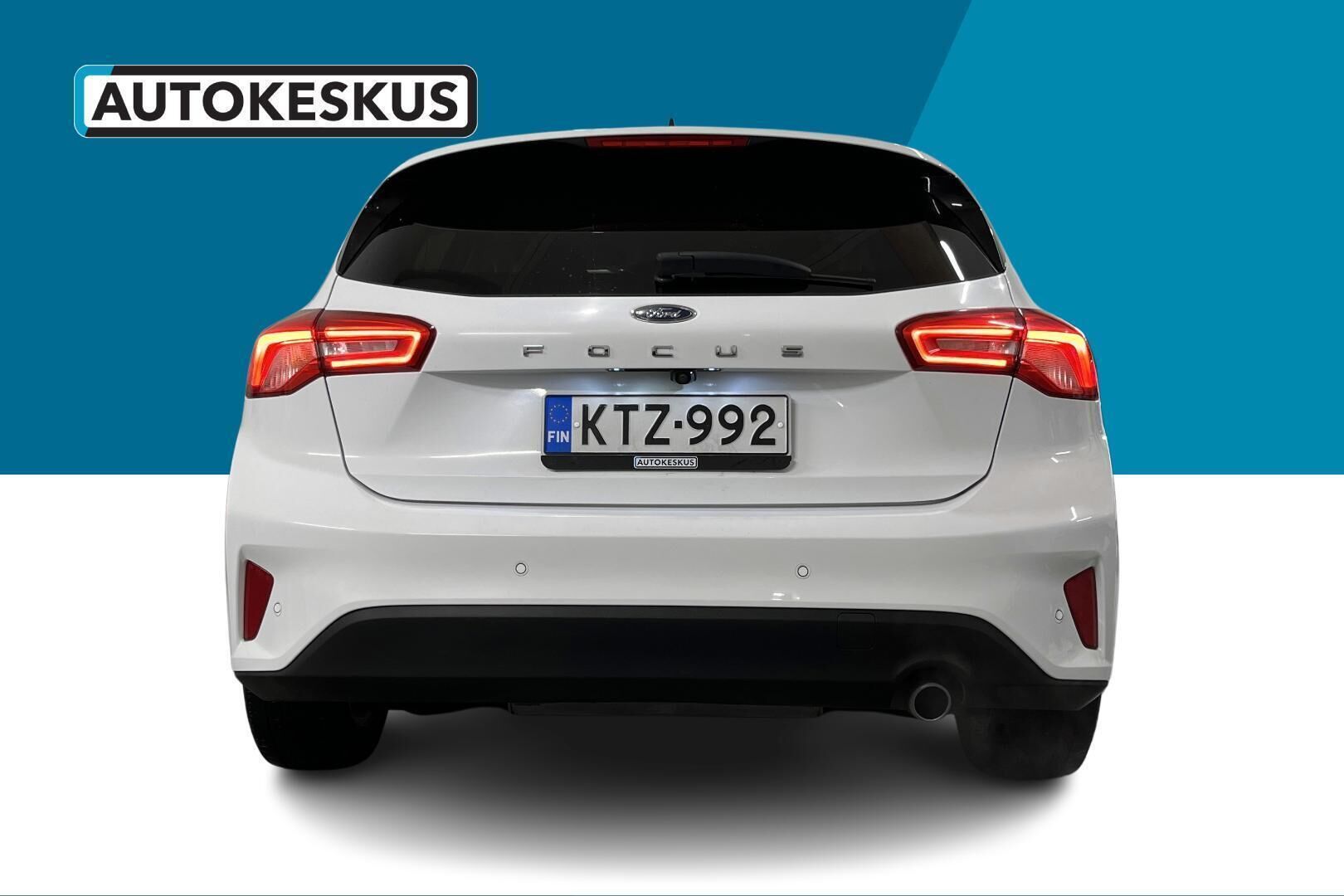Ford Focus iso kuva 6