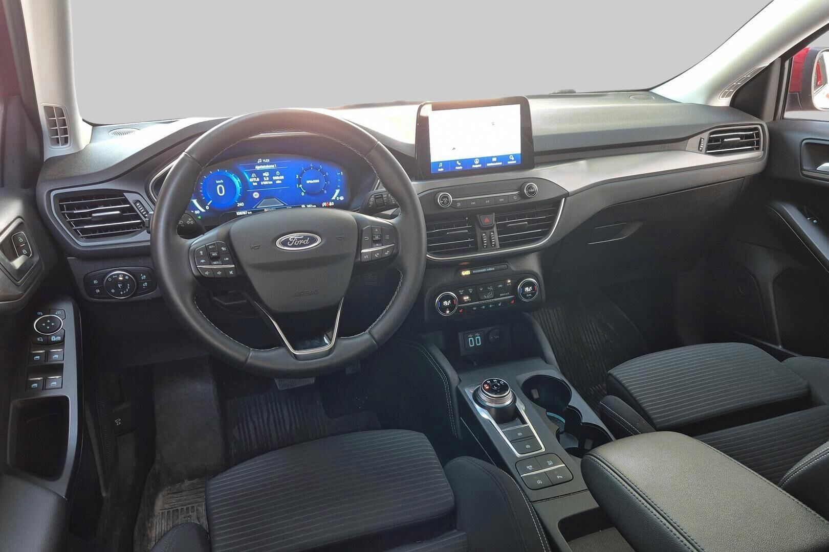 Ford Focus iso kuva 2