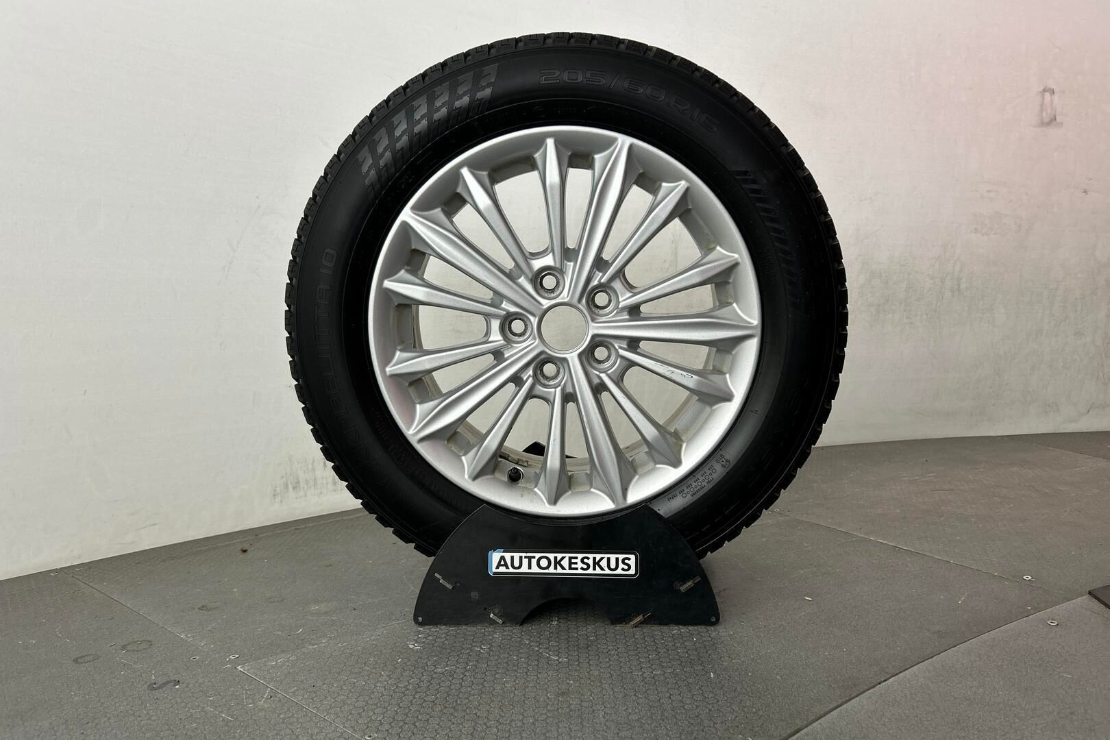 Ford Focus iso kuva 30