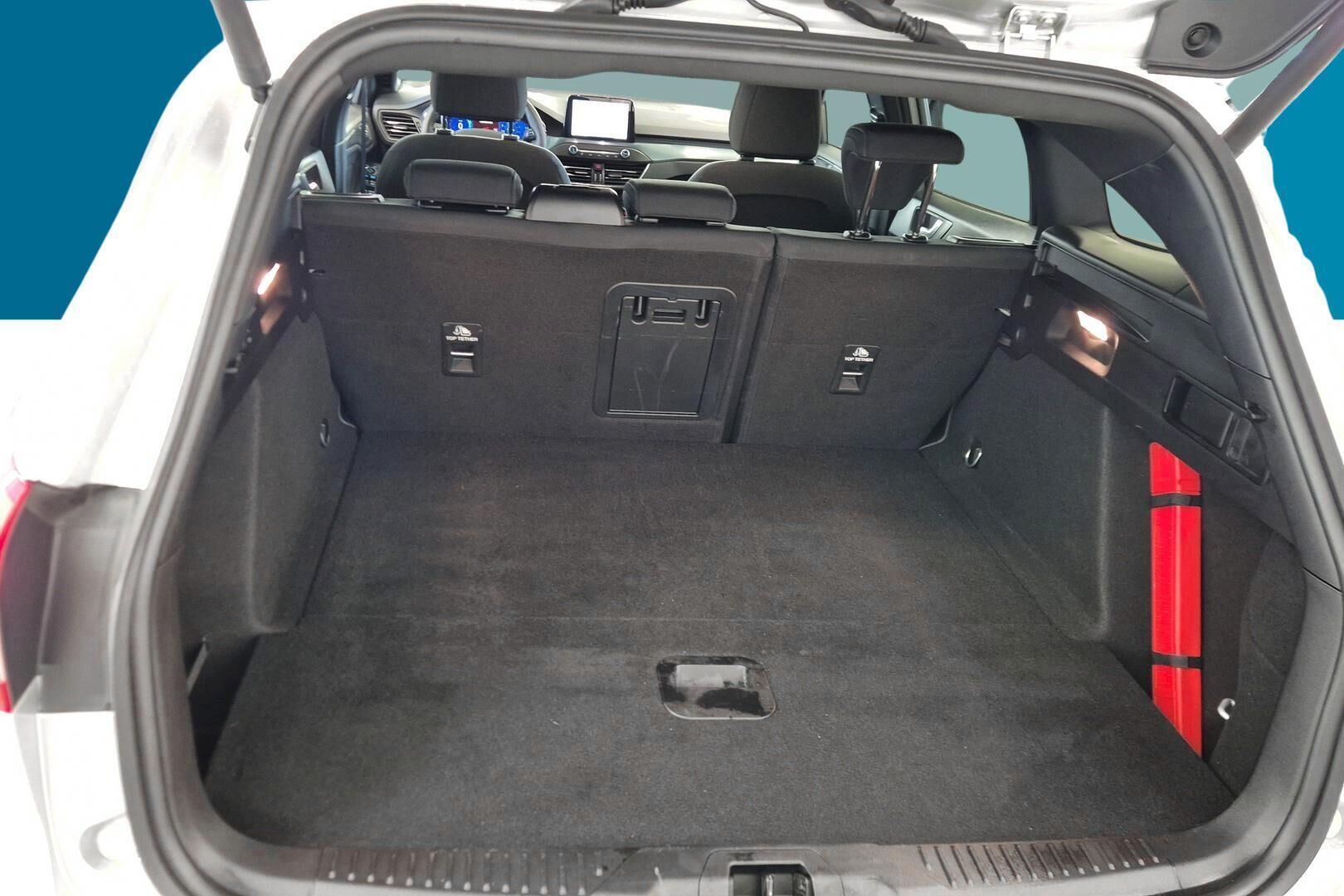 Ford Focus iso kuva 12