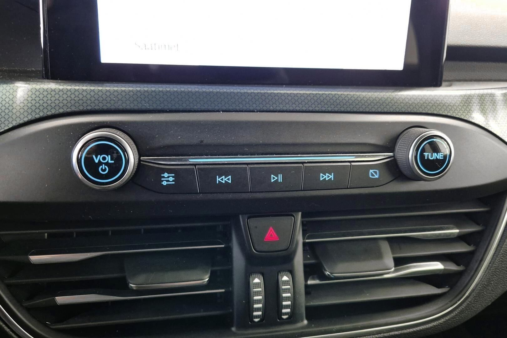 Ford Focus iso kuva 16