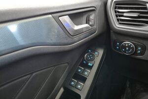 Ford Focus esikatselu 21