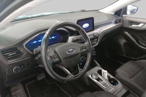 Ford Focus esikatselu 2