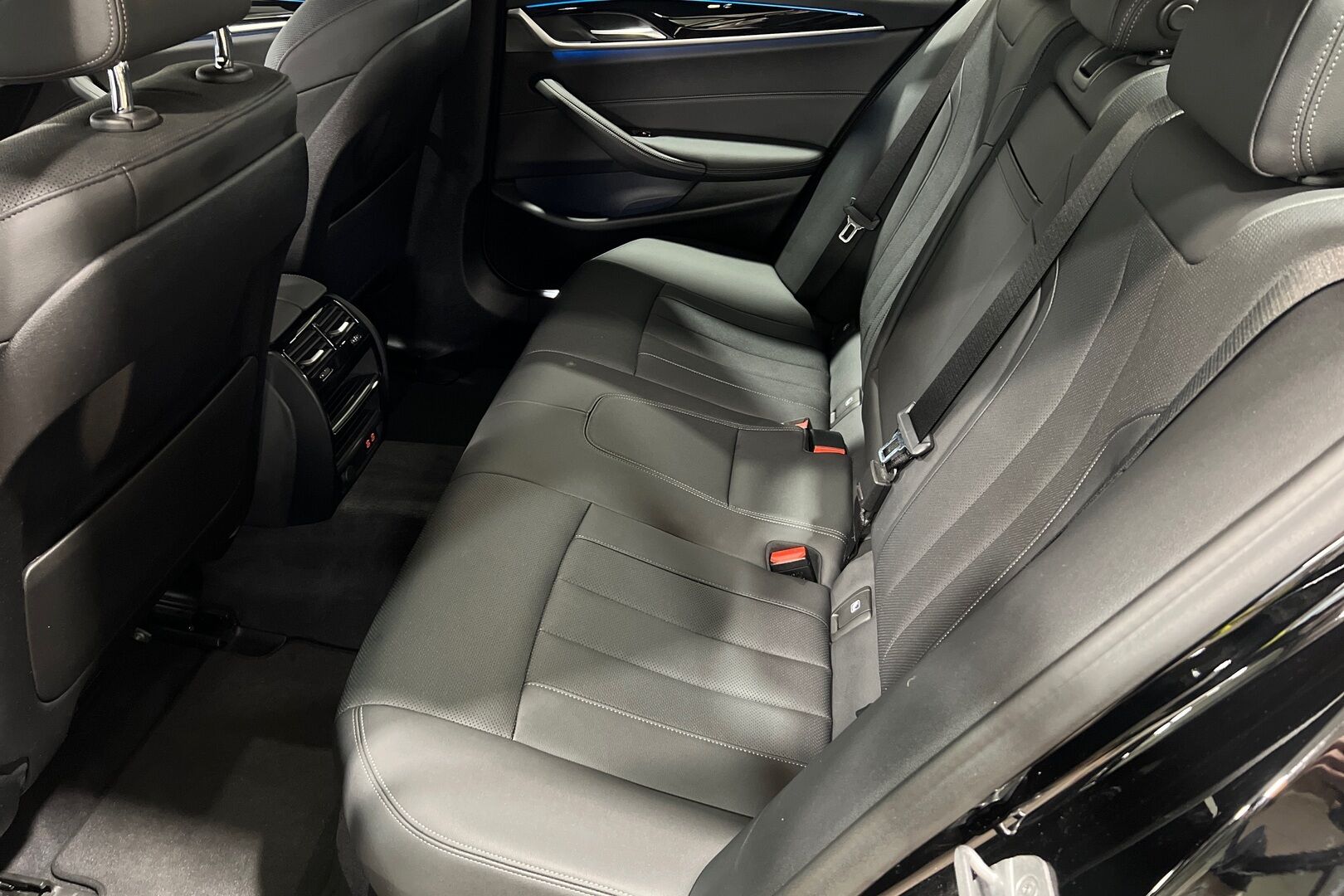 BMW 5-sarja iso kuva 4