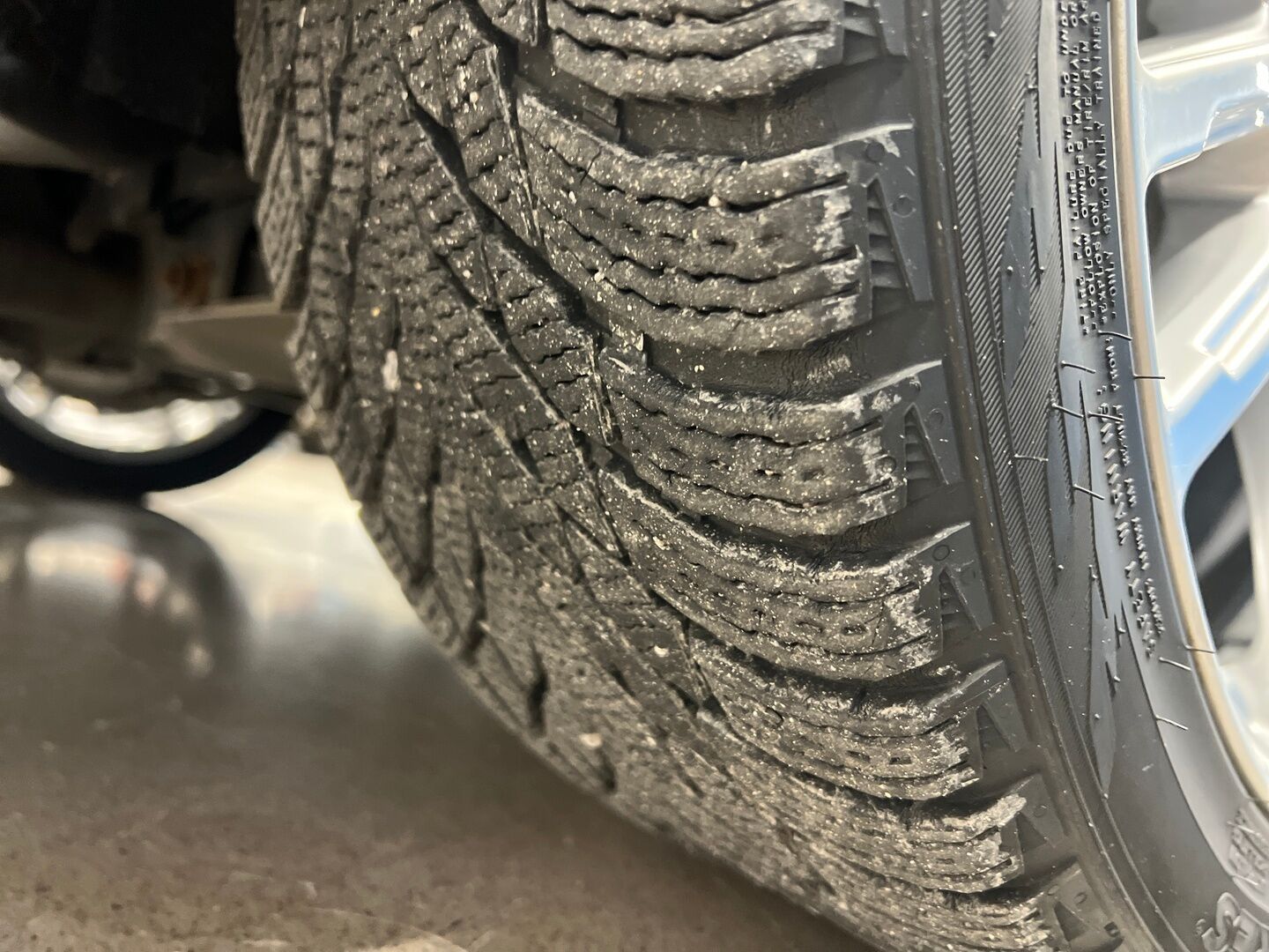 BMW 3-sarja iso kuva 21