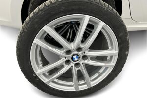 BMW 3-SARJA esikatselu 13