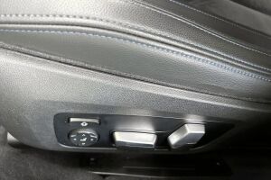 BMW 3-SARJA esikatselu 15