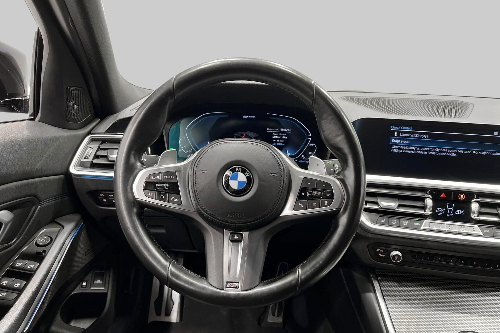 BMW 3-SARJA iso kuva 16