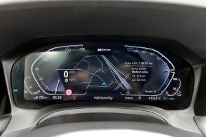 BMW 3-SARJA esikatselu 17