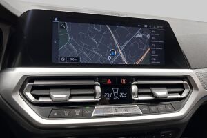 BMW 3-SARJA esikatselu 19