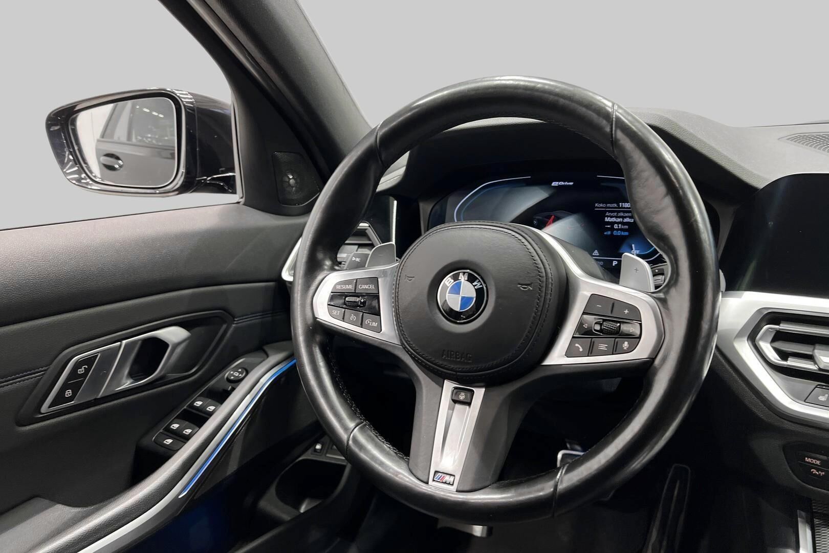 BMW 3-SARJA iso kuva 22