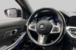 BMW 3-SARJA esikatselu 22