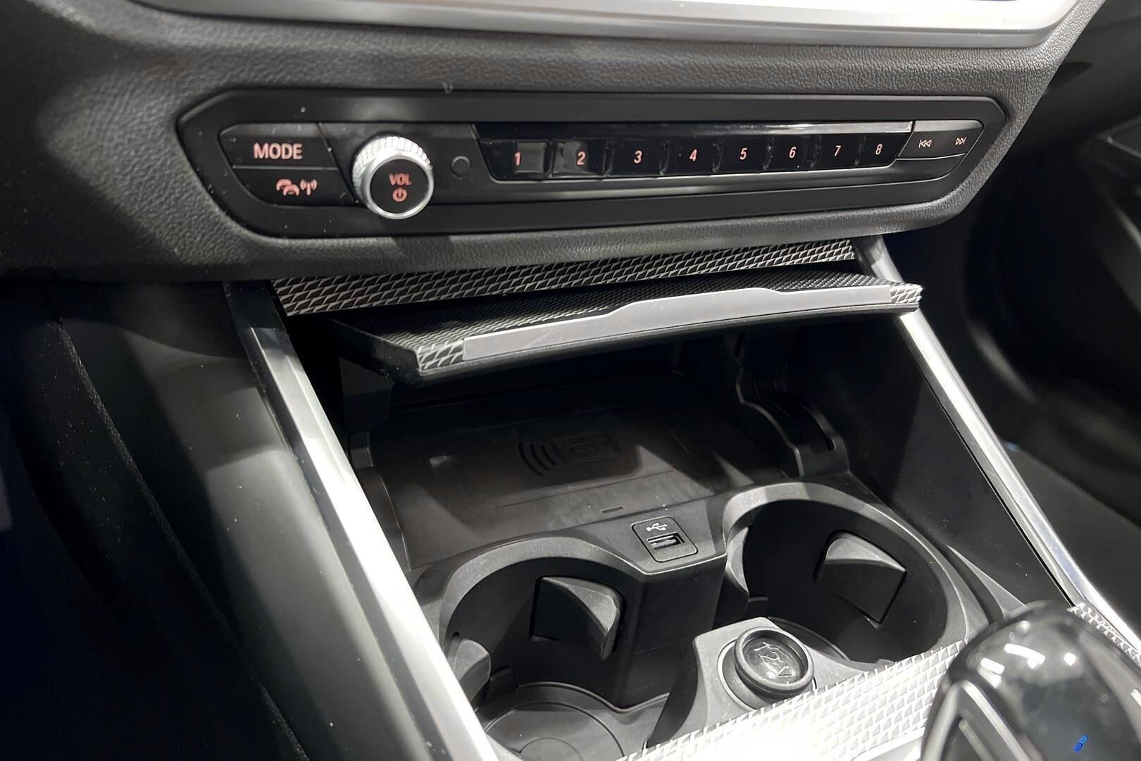BMW 3-SARJA iso kuva 23