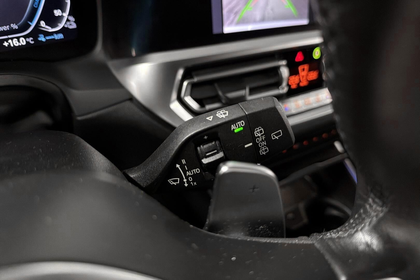BMW 3-sarja iso kuva 18